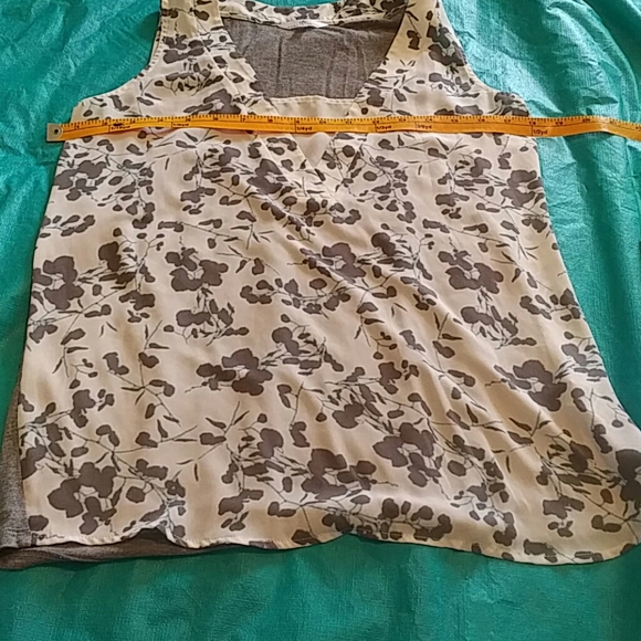 🌷Blouse - Picture 3 of 6